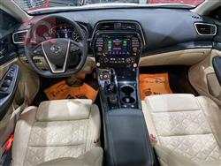 Nissan Maxima